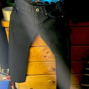 Pants are size 26. NOT 28.